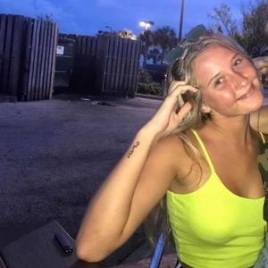 small like green cropped tank